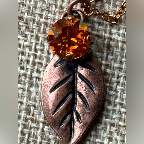 Autumn/Fall Necklace with Crystal-NWT - Picture 5 of 9